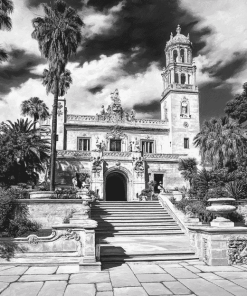 Hearst Castle Monochrome Diamond Painting